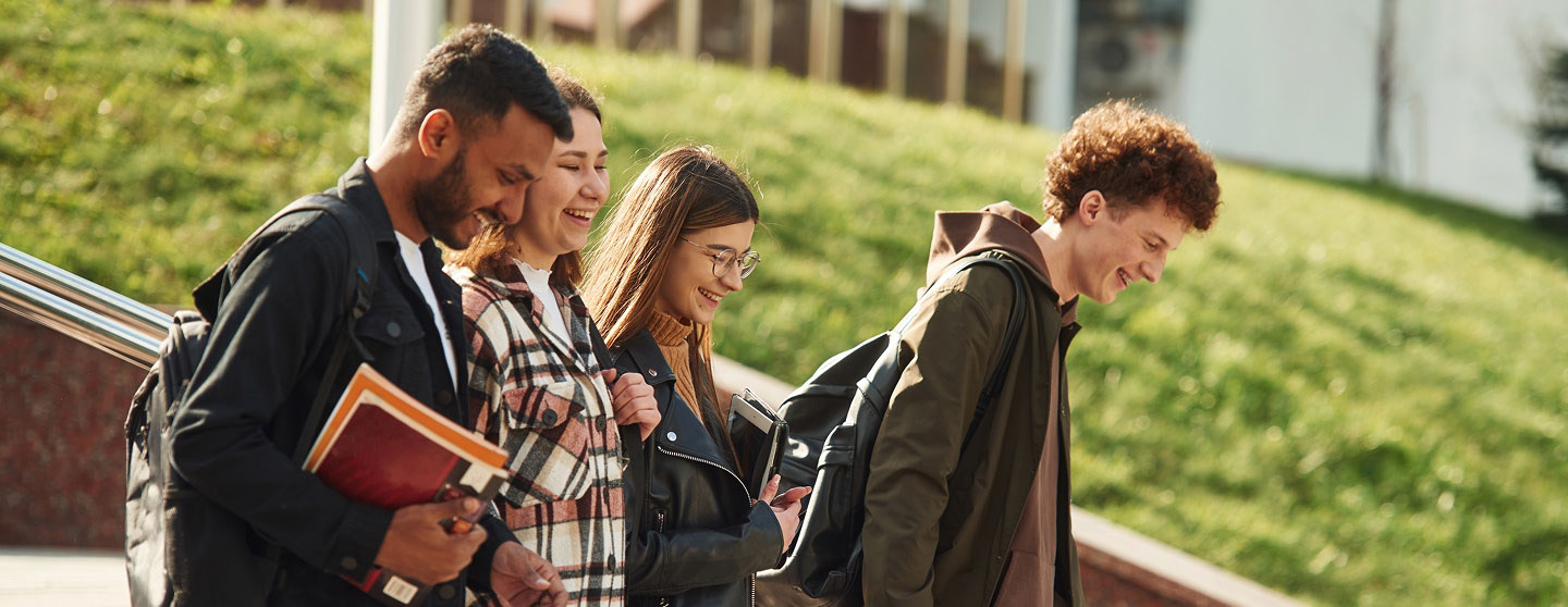 BathUni Living - Availability